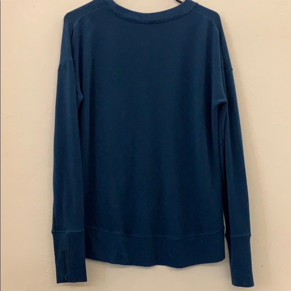 Athleta Women’s Sweater - Picture 4 of 5
